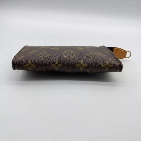 Louis Vuitton Pouch - Picture 11 of 13